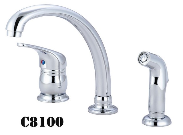 Single-Handle Kitchen Faucet with Side Spray