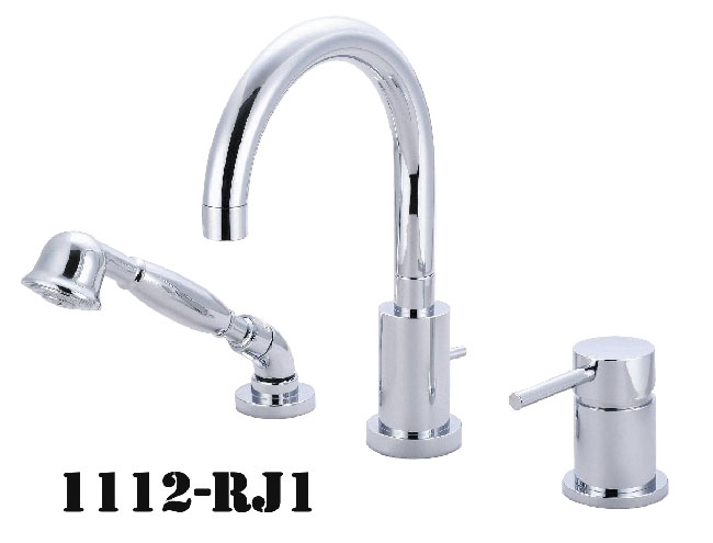 Single Handle Roman Tub Faucet